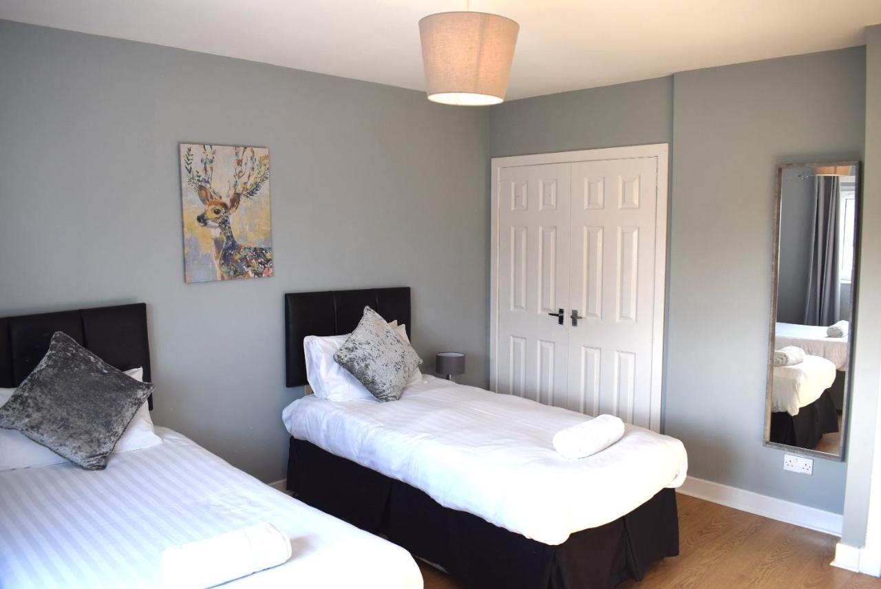 Kelpies Serviced Apartments- Campbell Pumpherston Esterno foto